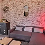 Apartment Les Du Pont - Lit Double - Wifi - Inclus - 3 *